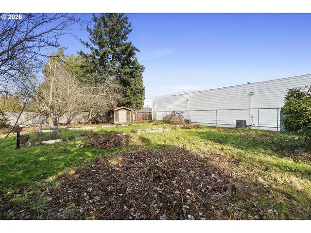 894 MEADOWLAWN DR SE, Salem, OR 97317