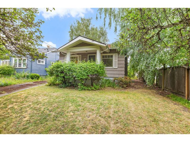 3560 Ne Stanton St, Portland, OR 97212