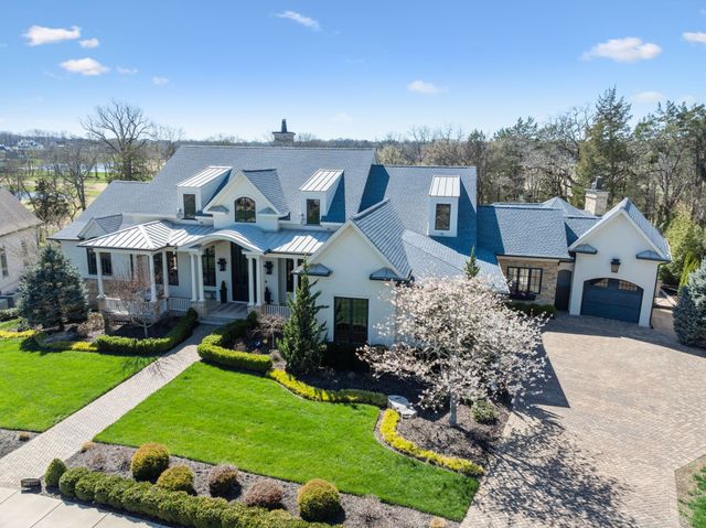 8809 Drosera Cir, College Grove, TN 37046