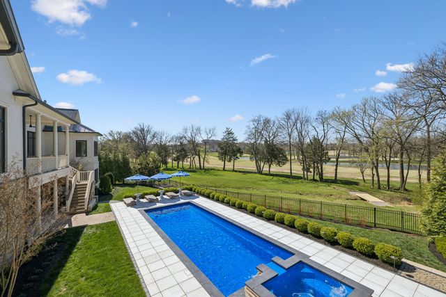 8809 Drosera Cir, College Grove, TN 37046