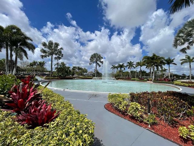 49 Brighton B 49, Boca Raton, FL 33434