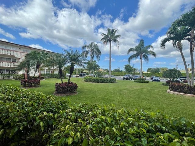 49 Brighton B 49, Boca Raton, FL 33434