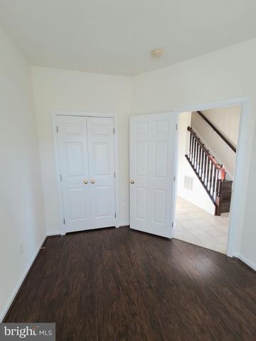 42625 HOMEFRONT TER, Chantilly, VA 20152
