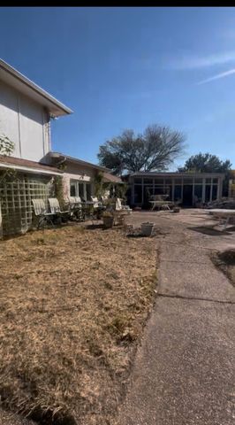 7454 Coachwood Circle, Fort Worth, TX 76133