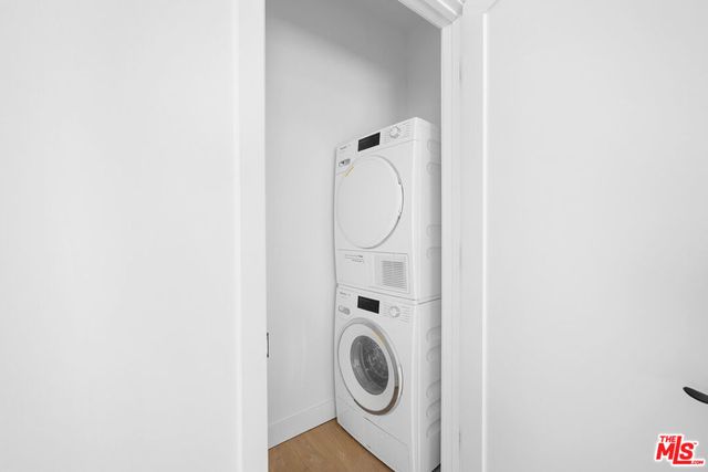 5826 Craner Avenue 5822, North Hollywood, CA 91601