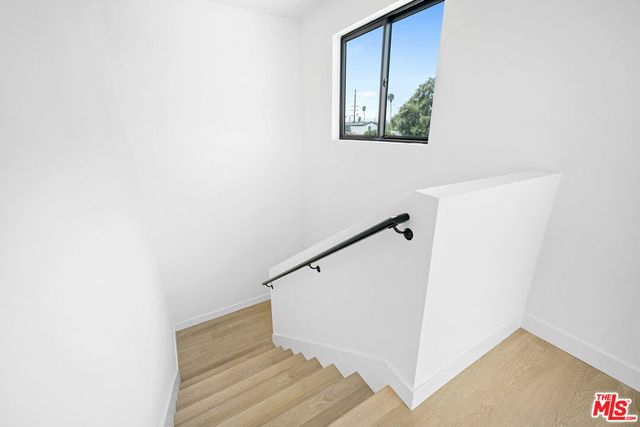 5826 Craner Avenue 5822, North Hollywood, CA 91601