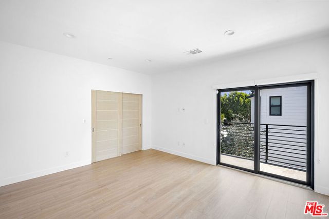 5826 Craner Avenue 5822, North Hollywood, CA 91601