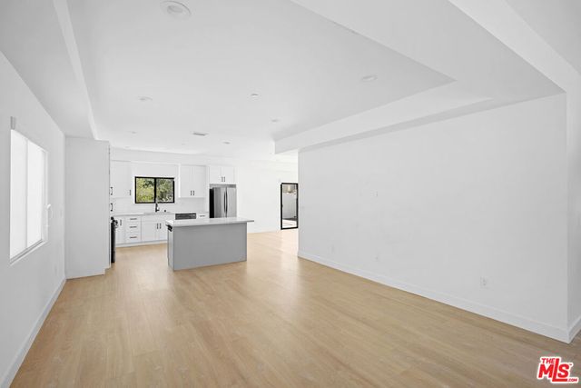 5826 Craner Avenue 5822, North Hollywood, CA 91601