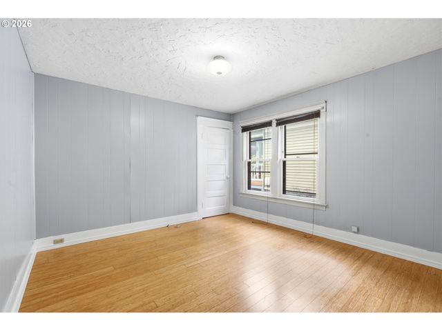 1324 Se 51ST Ave, Portland, OR 97215