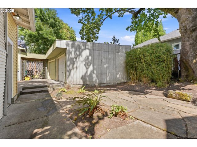 1324 Se 51ST Ave, Portland, OR 97215