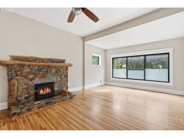 1324 Se 51ST Ave, Portland, OR 97215
