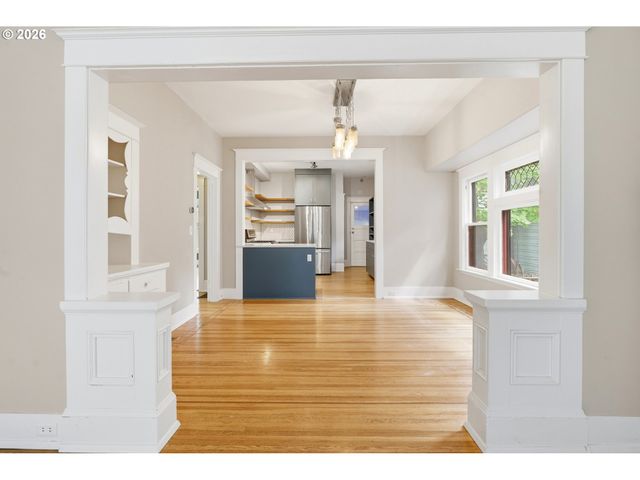 1324 Se 51ST Ave, Portland, OR 97215