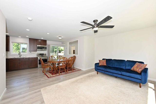 532 Schroeder AVENUE, Delavan, WI 53115