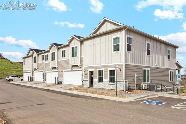 1439 Ducett Heights, Colorado Springs, CO 80904