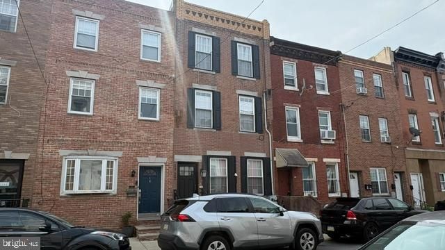 1727 S 4TH ST, Philadelphia, PA 19148