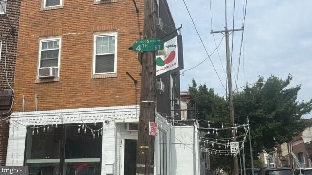 1727 S 4TH ST, Philadelphia, PA 19148