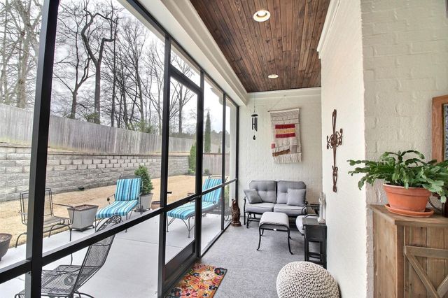 30 LAFAYETTE CROSSING DR, Rossville, TN 38066