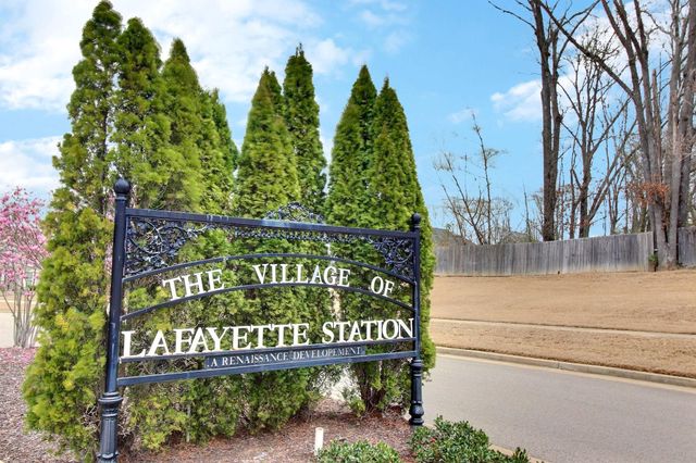 30 LAFAYETTE CROSSING DR, Rossville, TN 38066