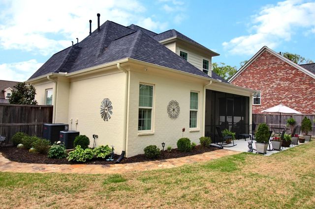 30 LAFAYETTE CROSSING DR, Rossville, TN 38066