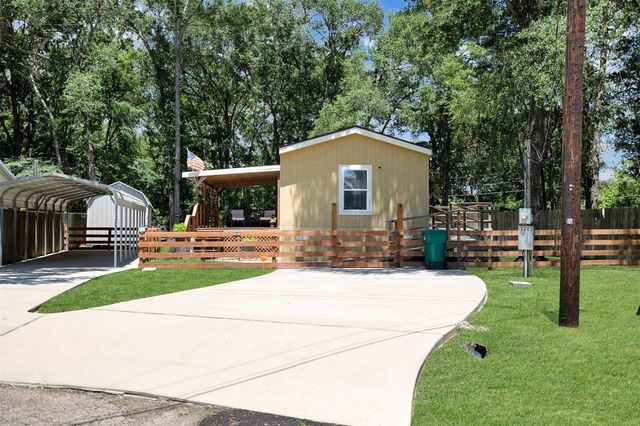 12602 Paradise View Court, Willis, TX 77318