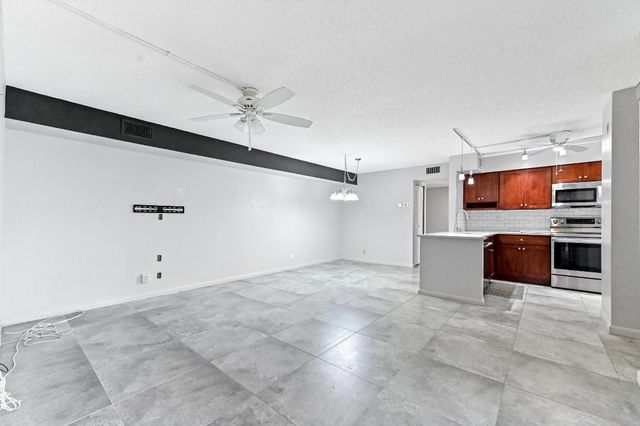 14895 Builtmore Way 107, Delray Beach, FL 33446