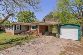 105 Pinewood Avenue, Clinton, SC 29325