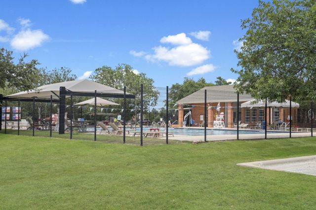 111 Village Park DR, Georgetown, TX 78633