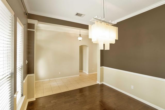 111 Village Park DR, Georgetown, TX 78633
