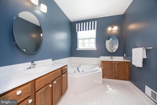 1311 COVERT CT, Glen Mills, PA 19342