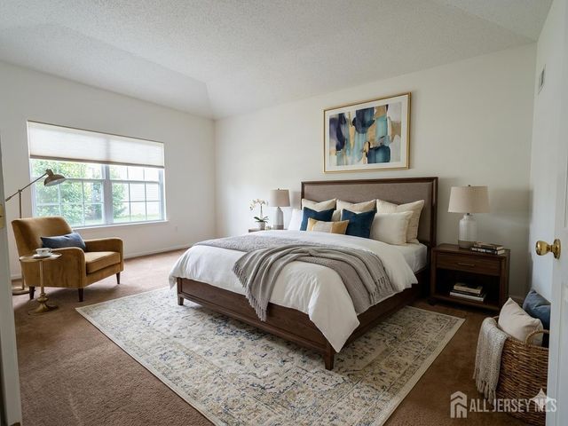 23 Severn Way, Monroe, NJ 08831