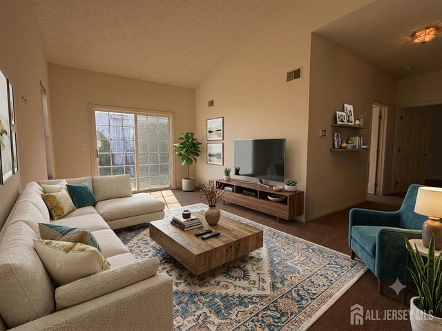 23 Severn Way, Monroe, NJ 08831