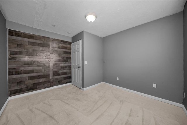 4810 E Big Meadows Rd, Chattaroy, WA 99003