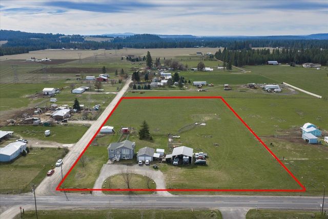 4810 E Big Meadows Rd, Chattaroy, WA 99003