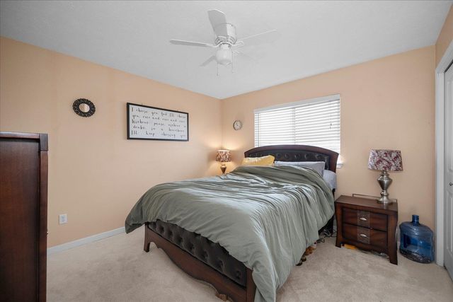 4810 E Big Meadows Rd, Chattaroy, WA 99003