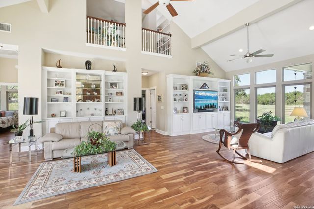 519 N Brasstown Dr, Blanco, TX 78606