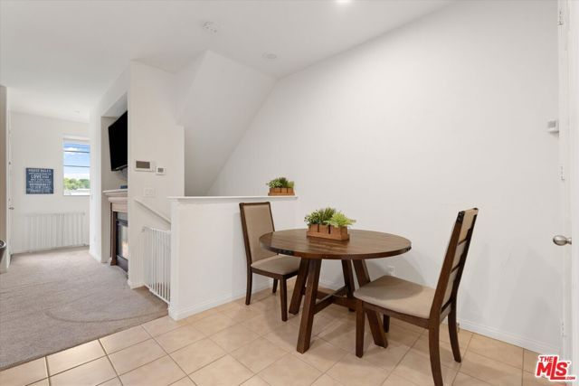 14838 Nordhoff Street, Panorama City (los Angeles), CA 91402