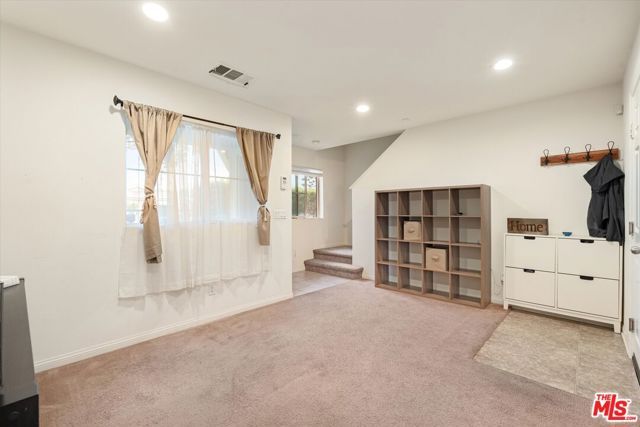 14838 Nordhoff Street, Panorama City (los Angeles), CA 91402