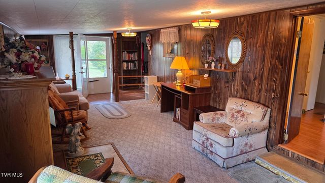 133 Forrest View Lane, Coeburn, VA 24230
