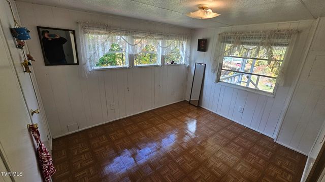 133 Forrest View Lane, Coeburn, VA 24230