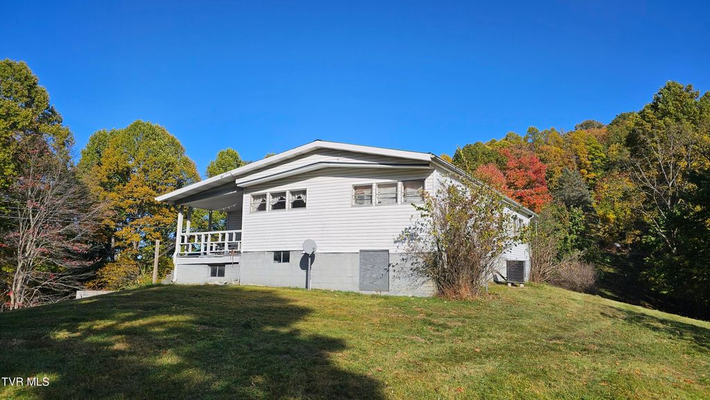 133 Forrest View Lane, Coeburn, VA 24230