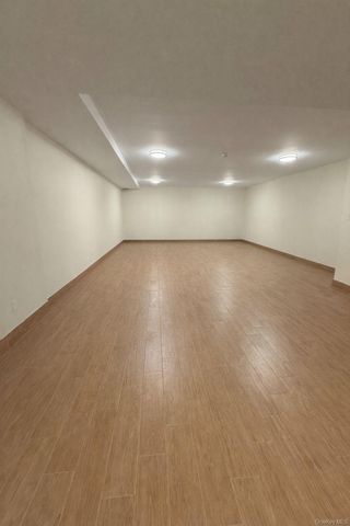 66-60 69th Street, Middle Village, NY 11379