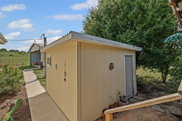 245 Big Salty Lane, Springtown, TX 76082