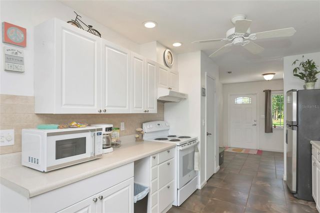 11903 UPPER MANATEE RIVER ROAD, Bradenton, FL 34212