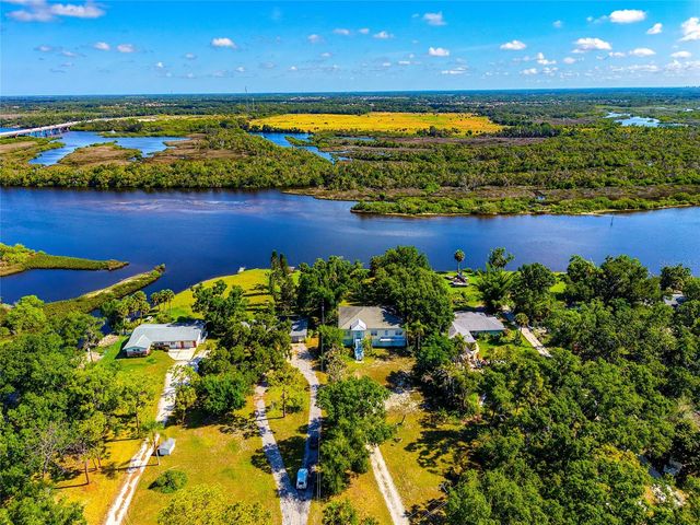 11903 UPPER MANATEE RIVER ROAD, Bradenton, FL 34212