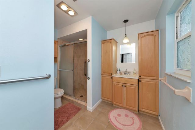 11903 UPPER MANATEE RIVER ROAD, Bradenton, FL 34212