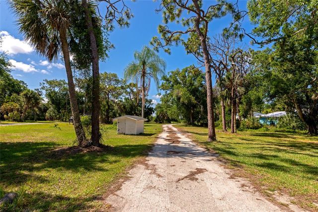 11903 UPPER MANATEE RIVER ROAD, Bradenton, FL 34212