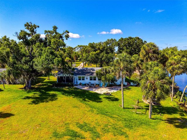 11903 UPPER MANATEE RIVER ROAD, Bradenton, FL 34212