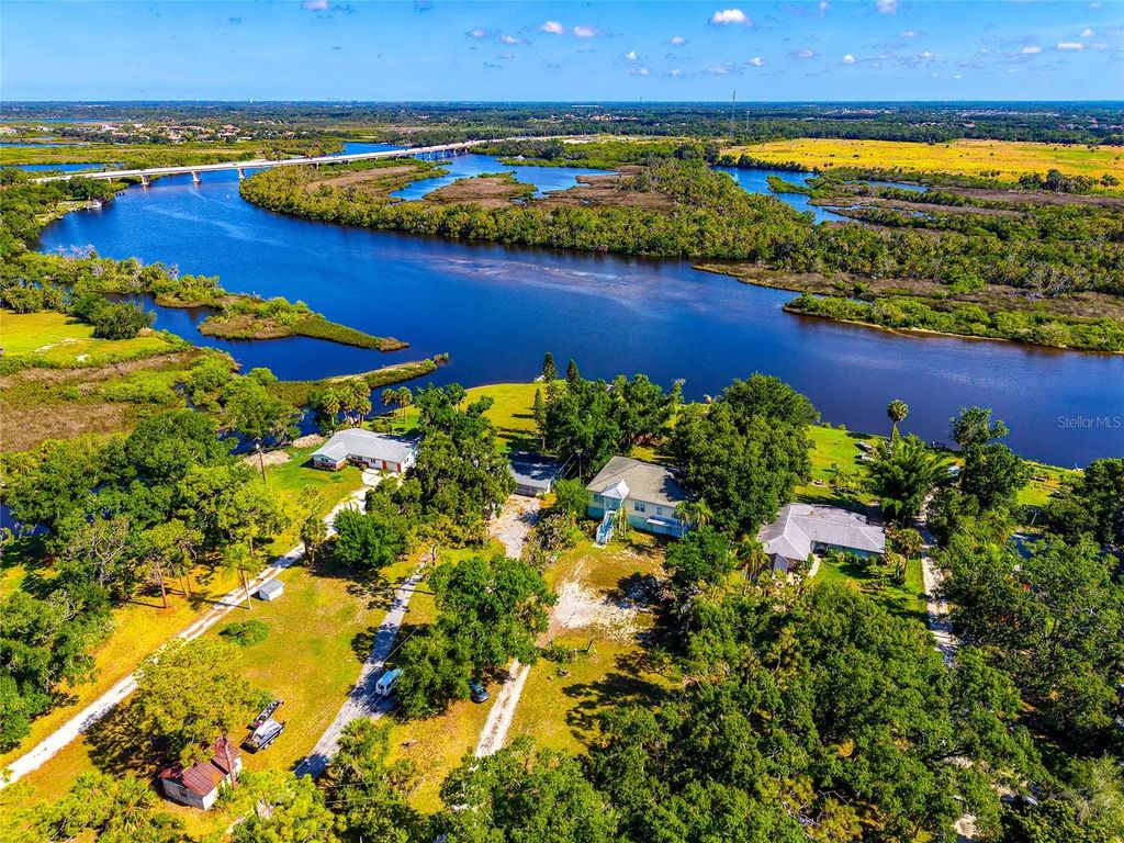11903 UPPER MANATEE RIVER ROAD, Bradenton, FL 34212