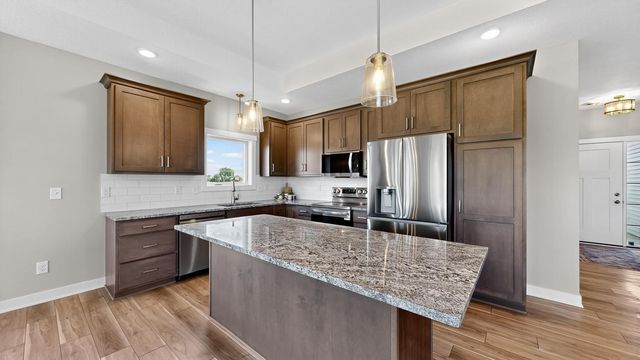 106 Fairway Street, Zumbrota, MN 55992