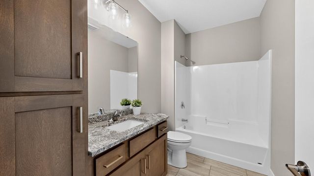 106 Fairway Street, Zumbrota, MN 55992